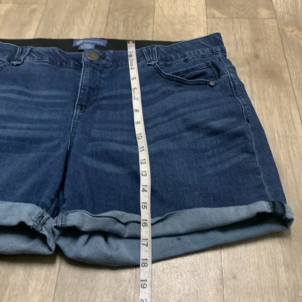 Womens Democracy “Ab Solution” Denim Jean Shorts - Picture 3 of 7